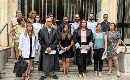 L’advocacia de Tarragona se suma a les concentracions davant les seus judicials per demanar “un pacte d’Estat per la Justícia”