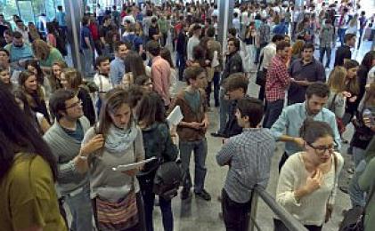 Més de 1.400 aspirants s´han presentat a la segona prova d´accés a l´Advocacia